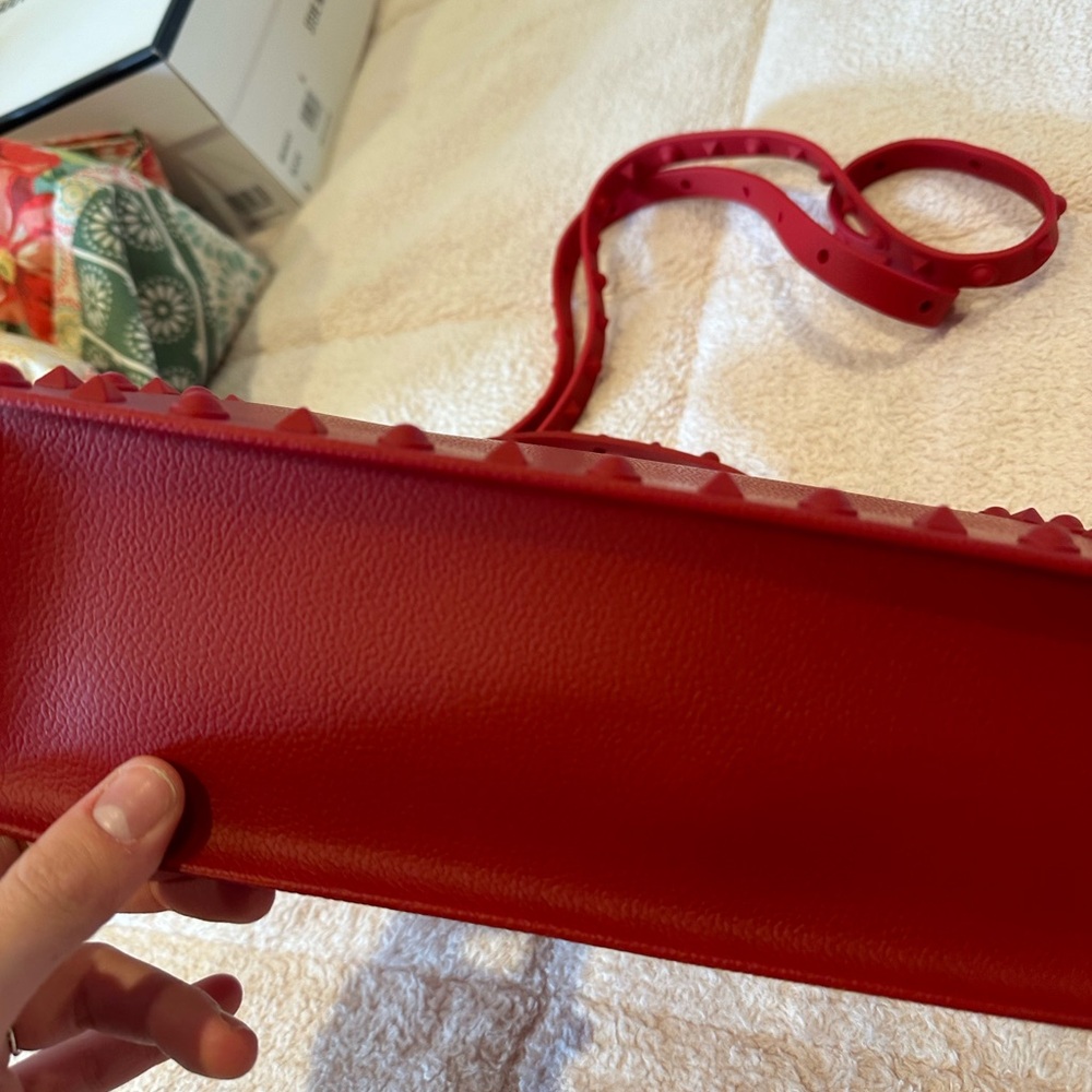 Stylish Red Studded Handbag - Picture 4 of 6